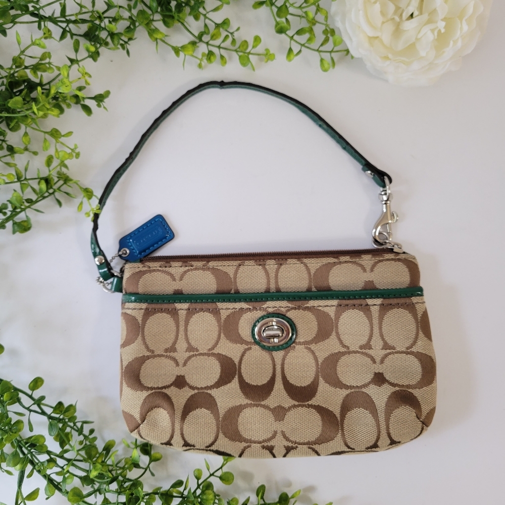 Coach Canvas Signature C's wristlet - Picture 1 of 12